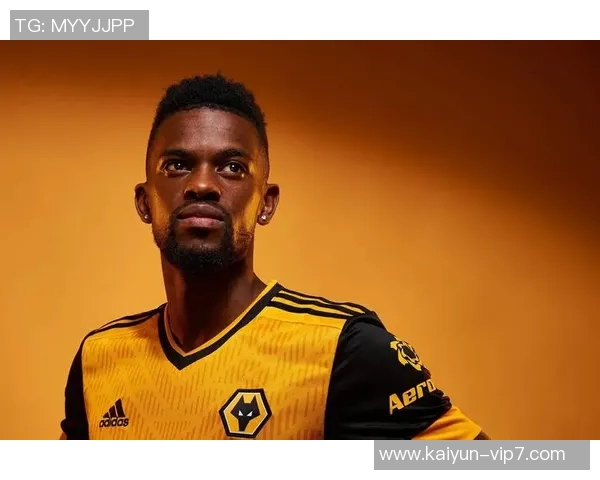 2025年足球转会市场十大球星排名揭晓 转会风云再掀波澜